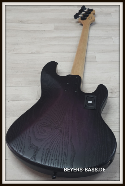 Sandberg California II TM4 Ebony, Open Pore Violetburst, Lefthand